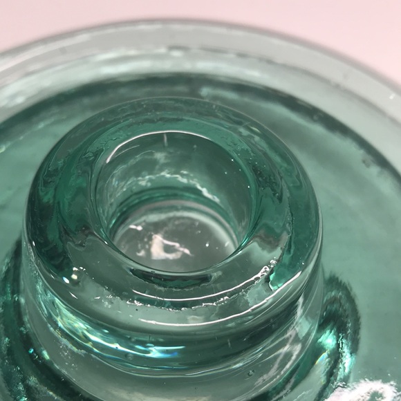 Recycled Vintage Green Glass Single Taper Candleholder - Picture 5 of 11